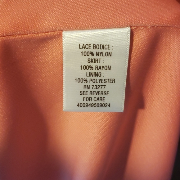 PRINCESS by Vera Wang - Picture 5 of 6